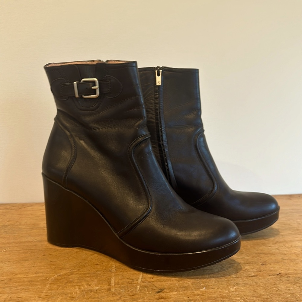 robert clergerie leather booties